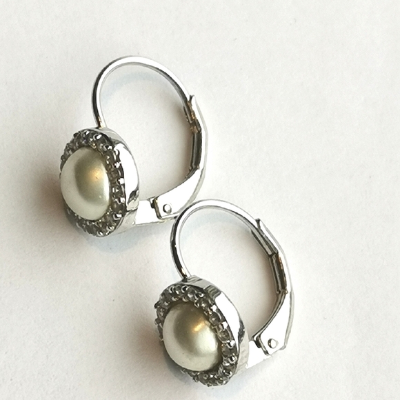 White Mabe pearl cz halo lever back earrings sterling silver 🆕 - Picture 2 of 8